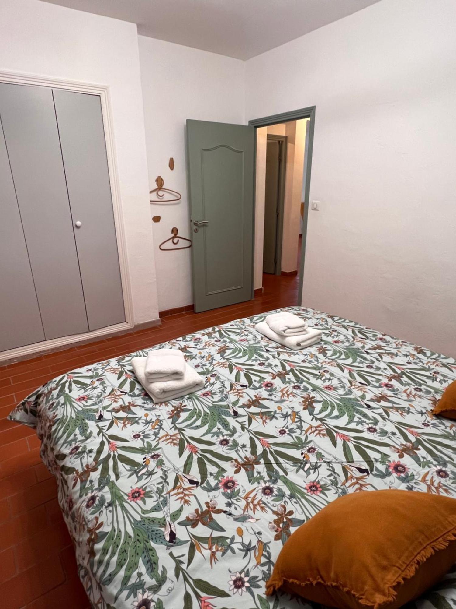 Simone, Appartement Maison, Quartier Calme, Grande Terrasse, Spa, Barbecue, 2 Chambres Fréjus 외부 사진