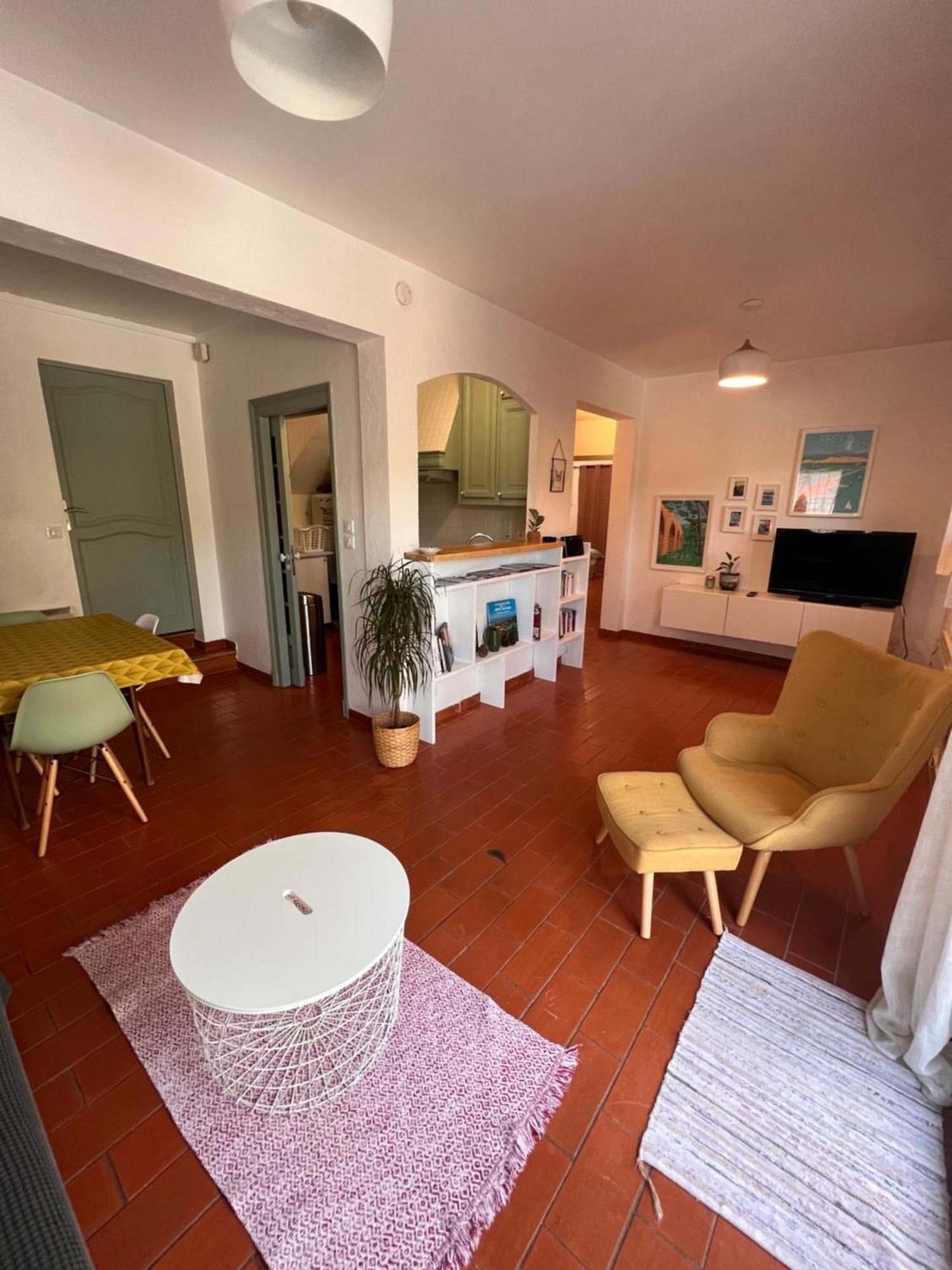 Simone, Appartement Maison, Quartier Calme, Grande Terrasse, Spa, Barbecue, 2 Chambres Fréjus 외부 사진